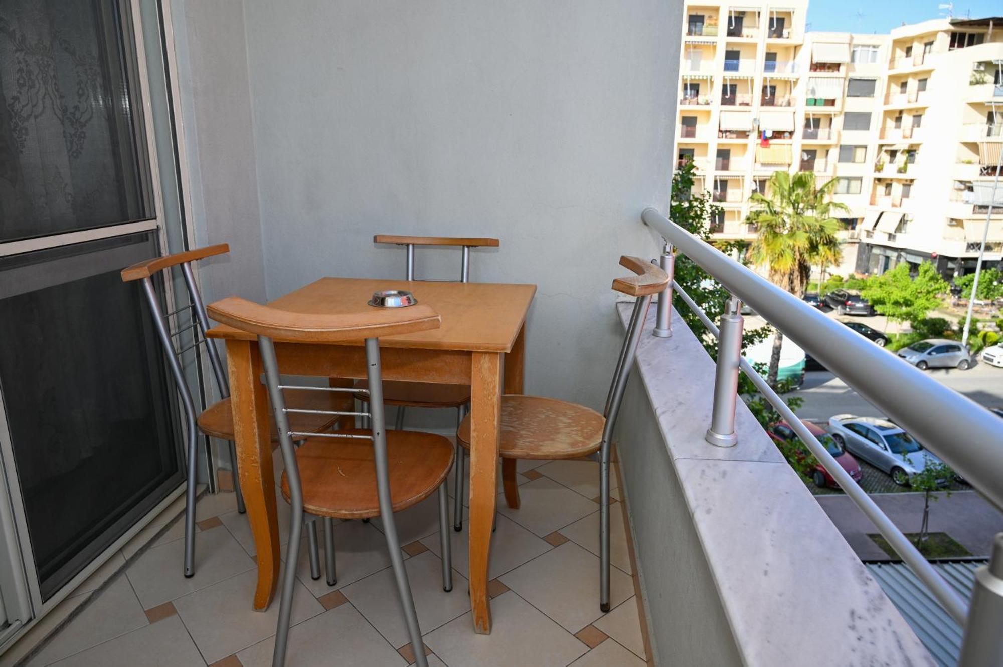 Hotel Vila Emes Durrës Quarto foto